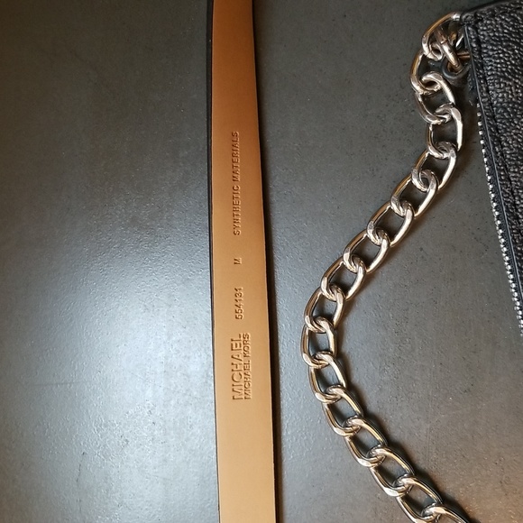 Michael Kors Fanny Pack - Picture 2 of 6
